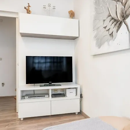 Lägenhet Private House - Terrace, Free Parking & Comfort