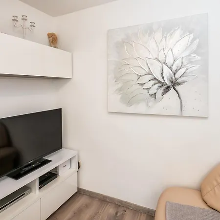 Lägenhet Private House - Terrace, Free Parking & Comfort Split